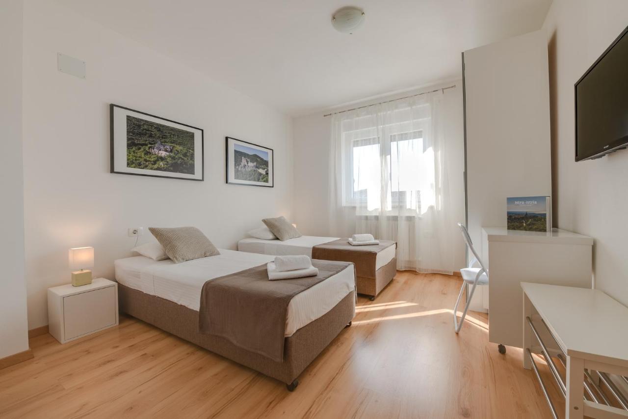 Villa Cera Pula Ngoại thất bức ảnh