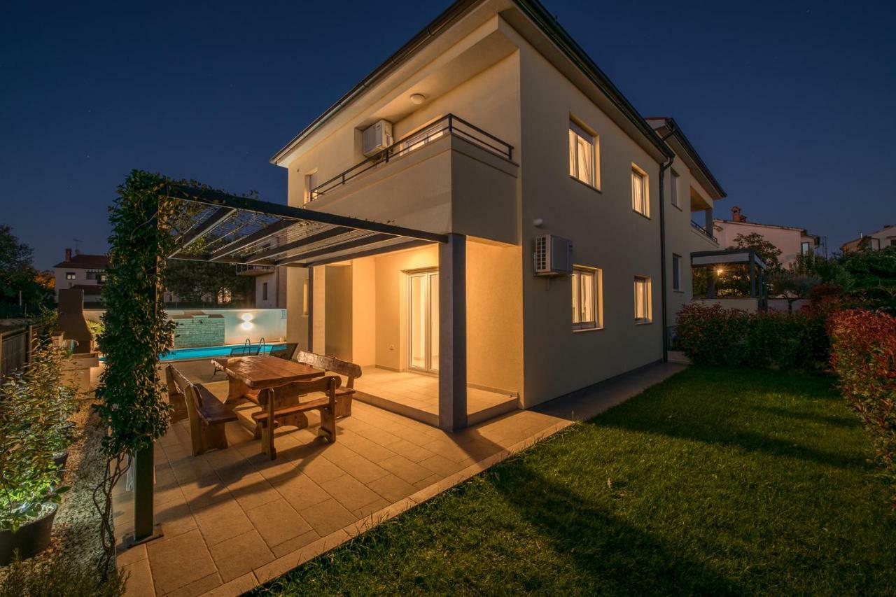Villa Cera Pula Ngoại thất bức ảnh
